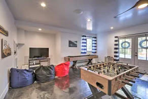 Mtn-View Cabin w/ Game Room & Deck in Flagstaff - Image 2