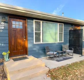 Open layout 1/1 apt close to downtown Spearfish! - Image 4