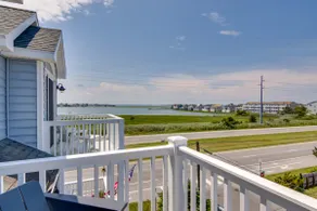 Ocean Block retreat w/5 Balconies in Bethany Beach - Image 3