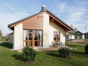 Holiday Home in Markkleeberg Near a Lake - Image 2