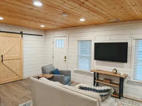 Modern Farmhouse | Walkable Downtown Davidson - Image 2