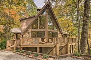 1 Mi to Town: Chalet-Style Highlands Retreat - Image 3