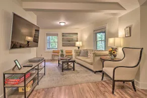 1 Mi to Town: Chalet-Style Highlands Retreat - Image 2