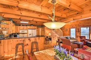 Cozy Mountain Cabin - Panoramic Mountain Views - Image 3