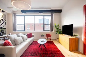 1BR South Loop Loft I SuperHost + Top Rated! - Image 3