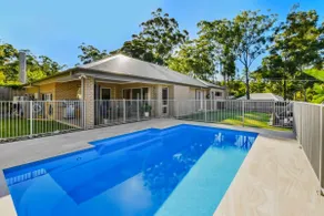 Sun-Daze @Smithies a spacious holiday home - Image 3