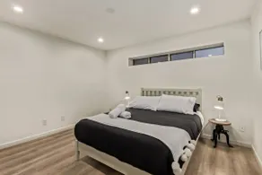 Remodeled 2BR Central PHX Gem with Free Parking - Image 4