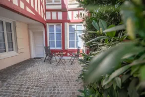 Appartement ⭐Romantique Chic⭐ par Urban Spa - Image 5