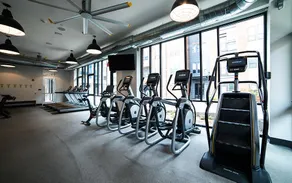 Stay Downtown Indy—Modern Comfort + Free Parking! - Image 3
