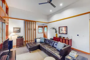 Tranquil Mid-Century Artist's Retreat with Deck & Patio - Walk to the Beach & Town - Image 3