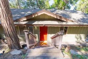 Pine Ridge Peak Cabin - Close To Town & Lake - Image 2