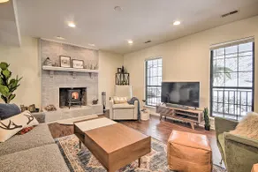 Modern Mountain Retreat w/ Deck + Hot Tub! - Image 4