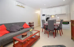 1 Bedroom Cozy Apartment In Propriano - Image 2