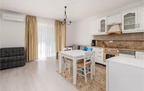 Cozy Apartment In Moscenicka Draga - Image 4