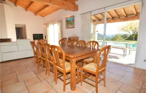 Amazing Home In Bordezac - Image 5