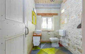 Awesome Apartment In Zminj With Wifi - Image 5