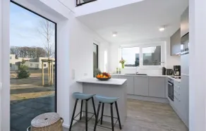Stunning Home In Lembruchdümmer See With Sauna - Image 4