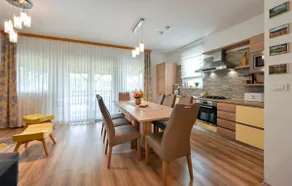 Beautiful Home in Busin With 3 Bedrooms, Wifi and Outdoor Swimming Pool - Image 5