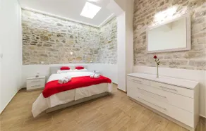 Nice apartment in Kastel Sucurac with WiFi - Image 2