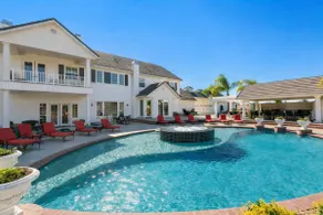 * NEW Luxury Celebrity Vineyard Estate Temecula * - Image 4