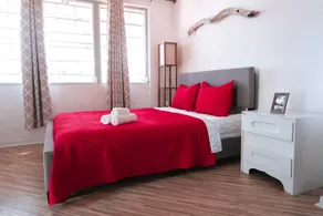 Bilimbi Beachfront Farmstay w Pool - Image 2