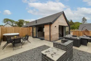 Elm Tree Cottage - Image 2