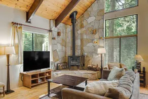 Cabin w/ Deck & Fire Pit in Blue Lake Springs! - Image 4