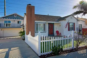 Cottage near Sea World, Old Town, & Beaches - Image 4