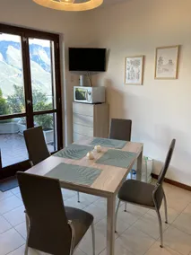 La Quiete Barbara apartment Terrace Lake view - Image 4