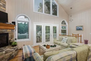 Lake Haven-Lakefront-Dog Friendly 3bd/3.5ba - Image 5