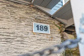 Historic High Street Retreat - Image 4