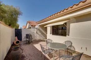 7 Mi to Mill Ave: BBQ-Ready Mesa Townhouse - Image 2