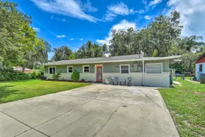 Near Beaches and Speedway! Dog-Friendly Hidden Gem - Image 2