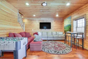 On 242 Acres! Luxury Pocono Retreat w/ Pond - Image 4