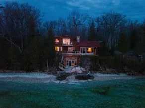 Waterfront Escape at the Tip of Door County - Image 3