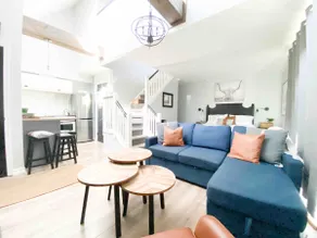 Loft with a view of Blue - Free Wifi, Linens and Towels Included - Image 2