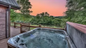 The Haven on Toccoa - River deck | Fire Pit | Hot Tub | Outdoor Fireplace - Image 4