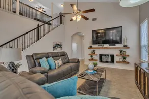 Luxe Private Getaway*️SeaWorld*️Near the Heart*️of San Antonio - Image 2