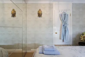 Central Hidden Gem - Fremantle Apartment - Image 2