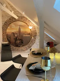 New York - Image 3
