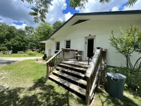 Driftwood Suite . Close to CCU.  1bd/1 ba Apartment - Image 3