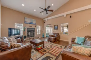 Luxury 4BR Near Lake Pepin with Game Room - Breeze - Image 2