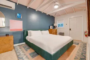 Carriage House at Grand Maloney - Image 2