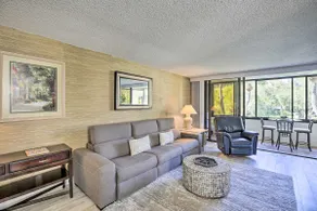 Sunny Siesta Key Condo w/ Beach Access + Pool! - Image 4