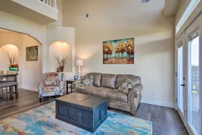 Luxe Mtn-View Condo in Branson w/ Hot Tub Access! - Image 5