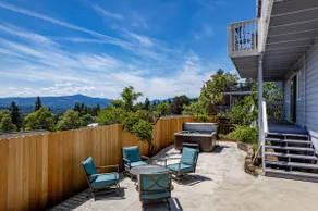 Hot Tub and Stunning River Views - Gorgeous Scenic Haven - Image 2
