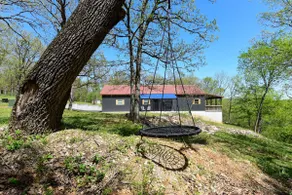 Lakefront Retreat w/Views, Fire Pit & 2 Acres - Image 4
