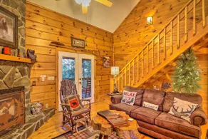 Luxe Fightingtown Creek Cabin: 2 King Suites & Spa - Image 4