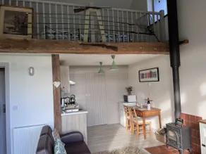 Poachers Hut 1-Bed Cottage Sleeps 2 Pet Friendly - Image 4