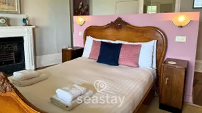 Port View Apartment in the Heart of Ramsgate - Image 2